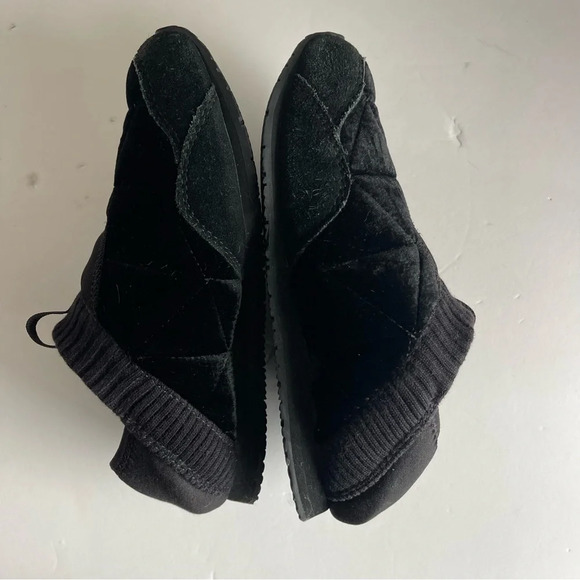 Teva Womens Ember Moc Velvet Slipper Sneaker Shoes, Black, US 5 - Picture 4 of 10